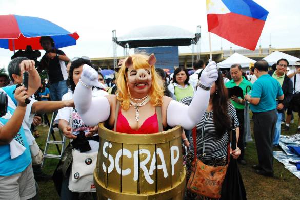 Napoles, Napoles, Napoles, never too much of Napoles. Join new FB page on PORK.