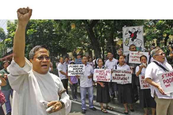 HOY GISING! Church Bells Will Ring Against PORK BARREL HTTP://BALITANGBALITA.COM/ #NAPOLES #PINAS #PHILIPPINES #BALITA #PORKBARREL #PDAF #PILIPINAS #BENHURLUY #JANETNAPOLES #MILLIONPEOPLEMARCH‪ #‎SCRAPPORK‬‪ ‪#‎ABOLISHPORK #scrapthepork
